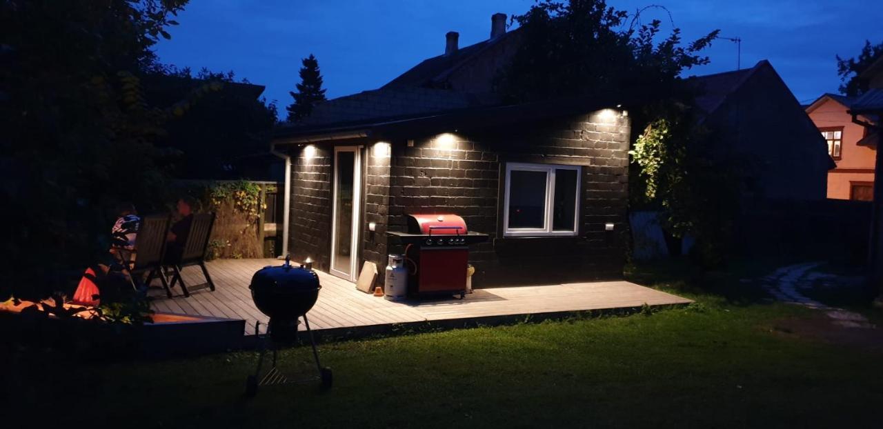 Best Stay- Paernu With Garden Exterior foto